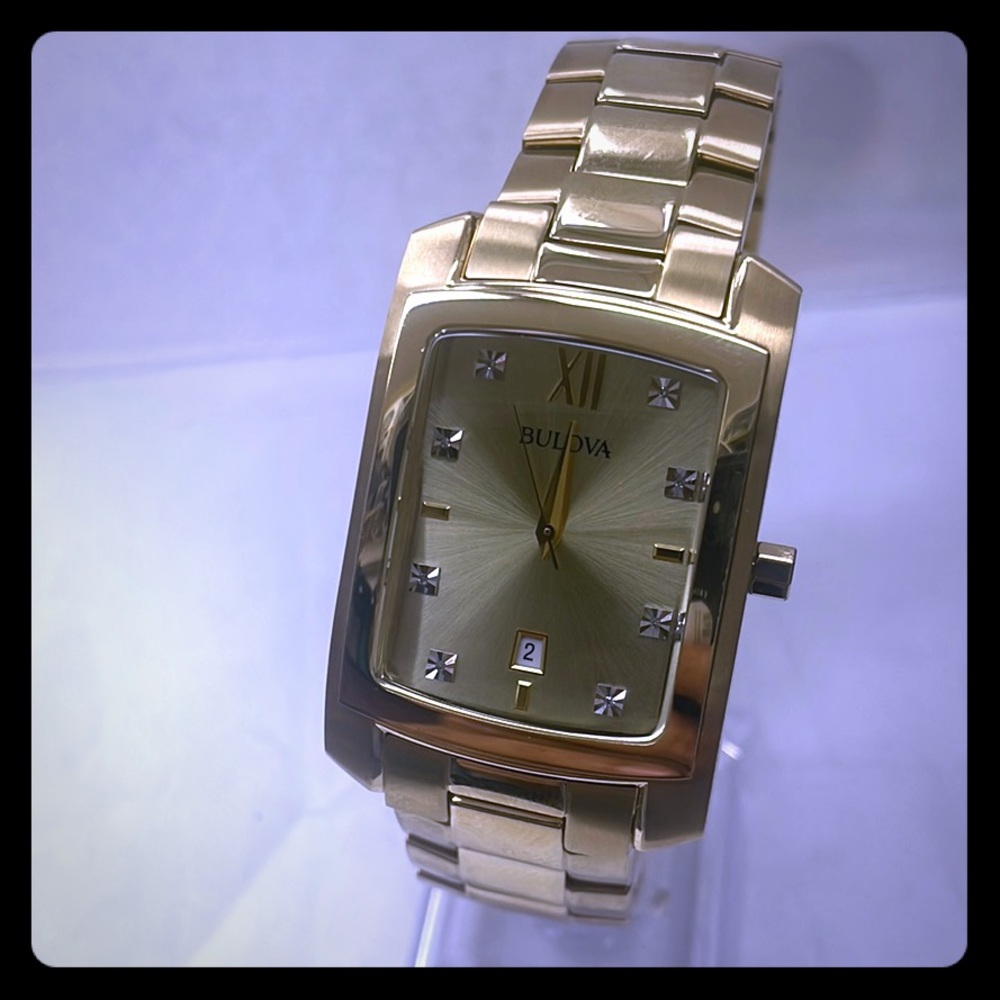 New Bulova Gold-Tone Rectangular Men ‘ s Watch